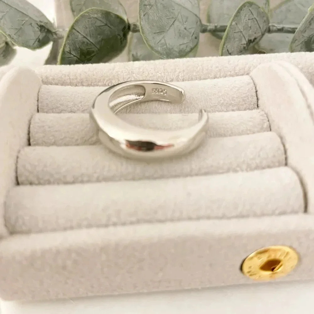 925 Sterling Silver Chunky Thick Ring Large Bold Statement Ring - Picture 4 of 4